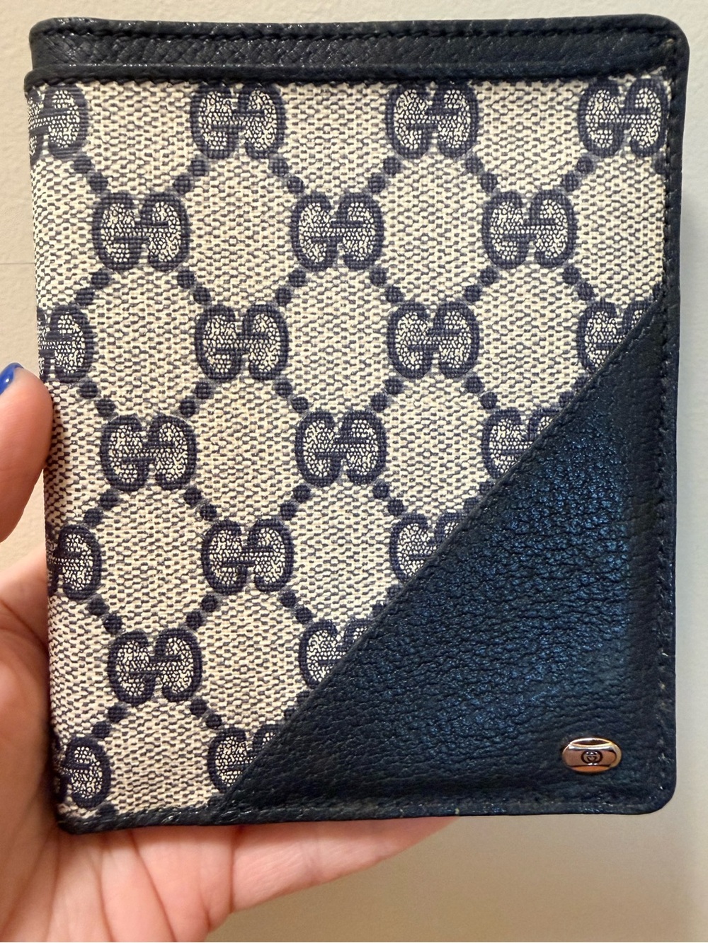 *Vintage* Authentic Gucci - Compact Accessory Collection Bifold